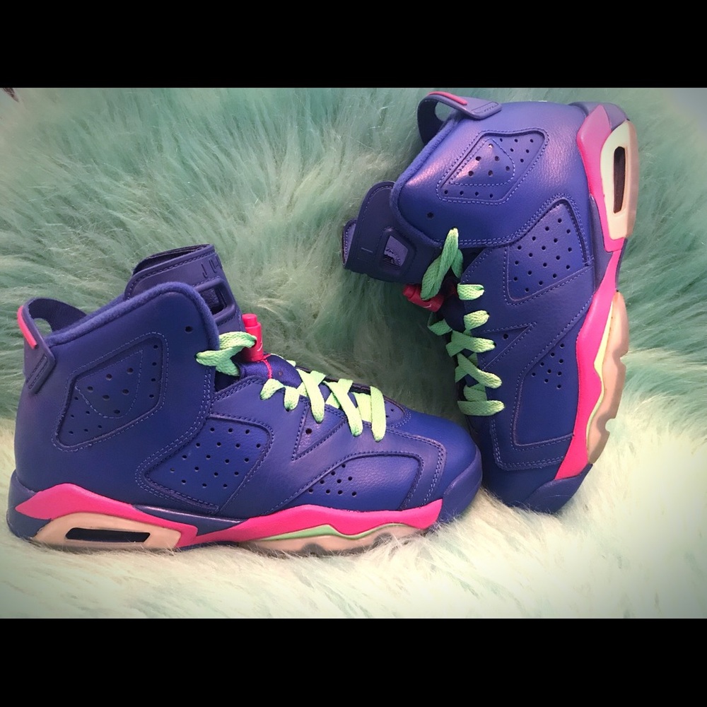 Girls Retro 6 Game Royal •Sold•